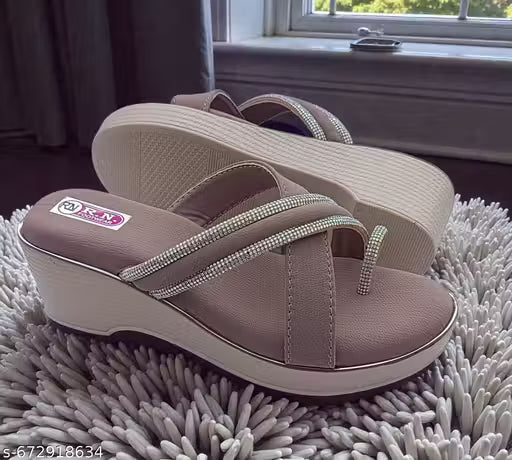 Stylish Women’s Wedge Heel Slipper